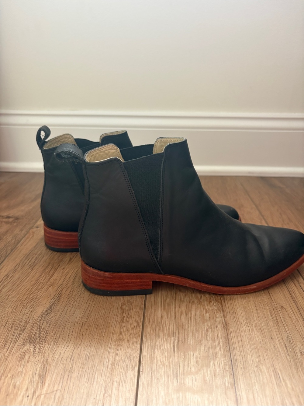 Nisolo Black Leather Eva Everyday Chelsea Ankle Boots